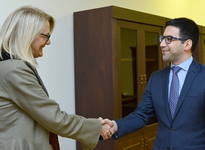 Рустам Бадасян и Дебора Гризер обсудили направления развития сотрудничества в борьбе с коррупцией