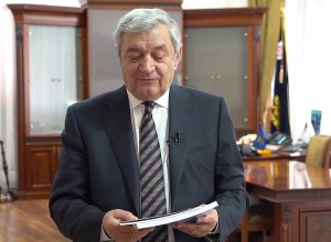 Ի՞նչ գրքով է ԱԻ նախարար Ֆելիքս Ցոլակյանը միացել ֆլեշմոբին