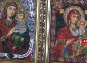 Սրբապատկերներ՝ բազմերանգ հուլունքներից