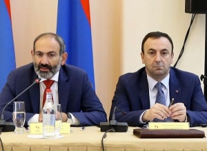 Грайр Товмасян подал в суд на Никол Пашиняна
