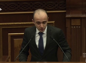 Այս նախագիծը նպաստում է նրան, որ ունենանք ոչ թե անկախ, այլ կոնկրետ անձից վախեցած դատավոր. Տ Սիմոնյան