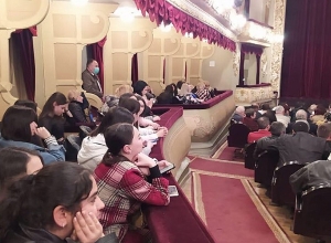 Коронавирус грузин не напугал – были лишь единичные случаи ношения маски