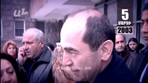 Օրացույց. Մարտի 5-ը. Ռոբերտ  Քոչարյանը հռչակվեց նախագահ
