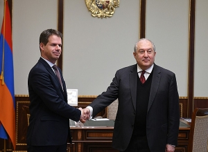 Армен Саркисян встретился с послом Франции в Армении