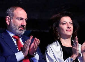 Nikol Pashinyan and his wife test negative for coronavirus