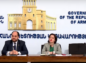 LIVE. Arayik Harutyunyan explains how distance learning will be organized