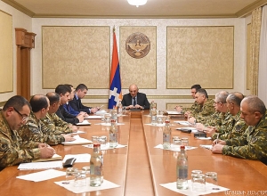 Бако Саакян созвал совещание МО АР