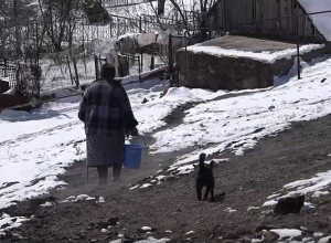 Ինչպե՞ս պահպանել նորմերը, եթե ջրի հերթում ես կամ տանը ջուր չկա․ իրավիճակը Մղարթում