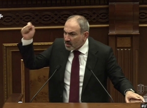 Идите, раздайте имущество своего окружения гражданам: Никол Пашинян рассердился