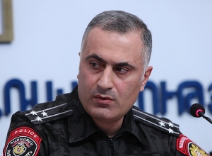 «Կխնդրեմ բոլոր ամուսիններին՝ այս իրավիճակում առանձին-առանձին շրջել»․ փոխոստիկանապետ