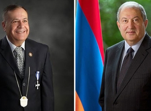 Армен Саркисян и профессор Йозеф Бабикян обсудили проблемы глобальной пандемии коронавируса