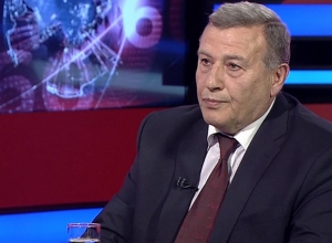 Ինչքա՞ն խելք էր պետք, էս փոքրիկ, կես միլլիոն դոլլարանոց խաղալիքը չներկայացվեր որպես կարկառուն հաջողություն «Տիեզերքի գրավման» ծանր աշխատանքում․  Հակոբ Ճաղարյան