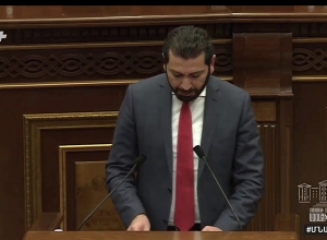 Ռուստամ Բաքոյանը եզդիերենով դիմեց իր ժողովրդին