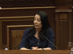 Հանդիպումների ժամանակ կեղծամներ օգտագործեք ոչ թե դուք, այլ Միշիկը