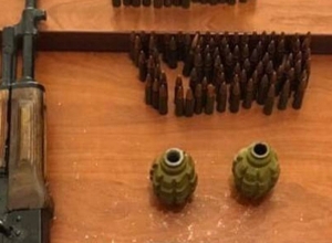 Добровольно сдал оружие и боеприпасы: СНБ