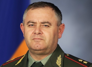 Сегодня праздник всех добровольцев - бывших, нынешних и будущих: Артак Давтян