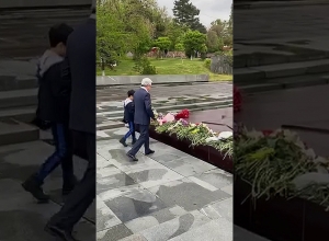 Սերժ Սարգսյանը հարգանքի և երախտագիտության տուրք է մատուցել