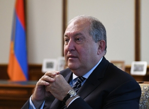 Президент Армен Саркисян ушел в отпуск
