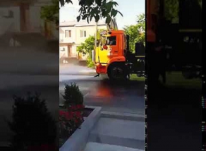 Քաղաքապետի հանձնարարությամբ Երևանի փողոցները լվացվում են լուսադեմին, ոչ թե գիշերային ժամերին