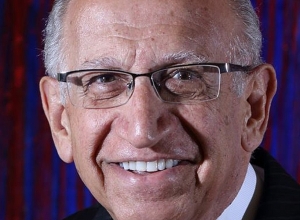 Մահացել է ամերիկահայ անվանի բժիշկ Րաֆֆի Հովանեսյանը