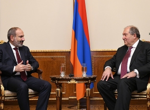 Армен Саркисян пожелал Николу Пашиняну и членам его семьи скорейшего выздоровления