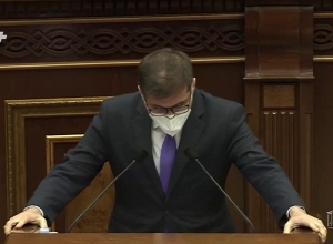 Մենք այսօր վճարում ենք նախկին իշխանության կնքած հակապետական գործարքի համար. Արման Բաբաջանյան