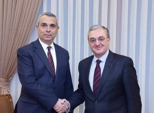 Armenian FM congratulates Masis Mailyan