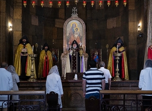 Ամենայն Հայոց Կաթողիկոսի հանդիսապետությամբ կատարվել է բժիշկների օրհնության կարգ