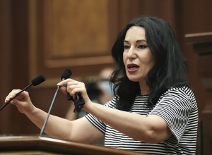 У нас пока ещё есть один важный инструмент: Наира Зограбян