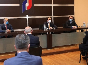 Тигран Авинян представил аппарату новоназначенного председателя КГД