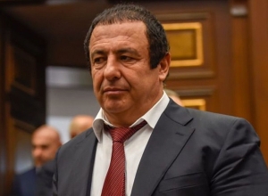 СНБ направила повестку Гагику Царукяну с требованием явиться на допрос: адвокат