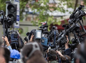 В Мартуни от обстрела Азербайджана ранены 2 журналистов «Le Monde»