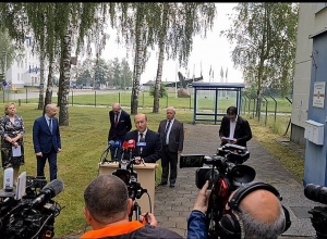 8 медработников и 3 специалиста из Литвы направляются в Армению