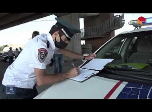 Осмотрели более девяти десятков транспортных средств