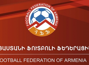 Ֆուտբոլի Առաջին խմբում հանդես գալու իրավունք են ստացել 4 ակումբ, իսկ 6-ը՝ մերժվել են