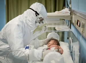 Բացասական թեստավորված ծնողներից ծնված նորածին եռյակի մոտ կորոնավիրուս է հայտնաբերվել