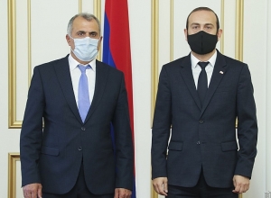 Ararat Mirzoyan meets with acting President of Constitutional Court Ashot Khachatryan