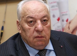 Ռազմիկ Աբրահամյանի եւ փոխնախարարի գործով նիստը. Արսեն Թորոսյանը մասնակցում է վկայի կարգավիճակով․ ՈՒՂԻՂ