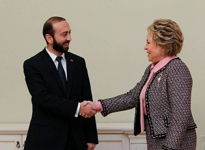 Арарат Мирзоян провел телефонный разговор с Валентиной Матвиенко