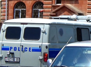 Украл около 1 миллиона драмов из дома бабушки друга