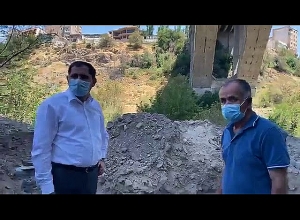 Սուրեն Պապիկյանը Ծիծեռնակաբերդի հարակից տարածքում է