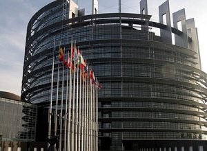 Траян Басеску подал руководству Европарламента заявление об отставке с поста докладчика по Армении