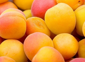 ГКЗЭК обратилась к партнерам по ЕАЭС относительно запрета реализации армянских фруктов в РФ