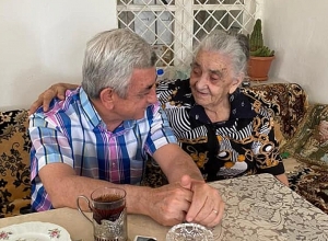 Отчий дом Сержа Саркисяна: Фотографии