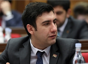 Пресс-конференция депутата от фракции «Мой шаг» Соса Аветисяна: ПРЯМОЙ ЭФИР