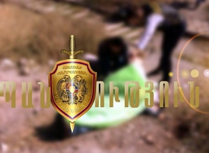 Ոստիկաններն առանձնատան ննջասենյակում հայտնաբերել են գլխատված կնոջ դիակը