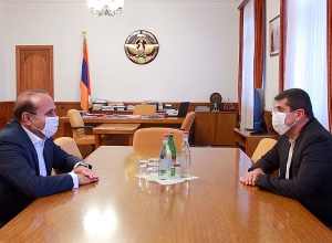 Араик Арутюнян принял Овика Абраамяна