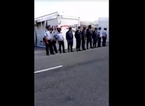 Домики в Амулсаре демонтируют: ПРЯМОЙ ЭФИР