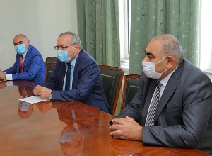 Председатель парламента принял главу делегации Международного комитета Красного Креста в Степанакерте