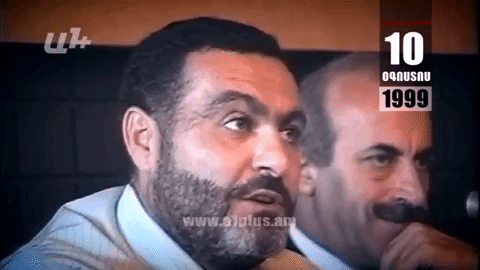 Օրացույց․ 10-ը օգոստոսի․ Վազգեն Սարգսյանը ներկայացնում է նորանշանակ քաղաքապետին եւ խոսում "բդեշխներից"